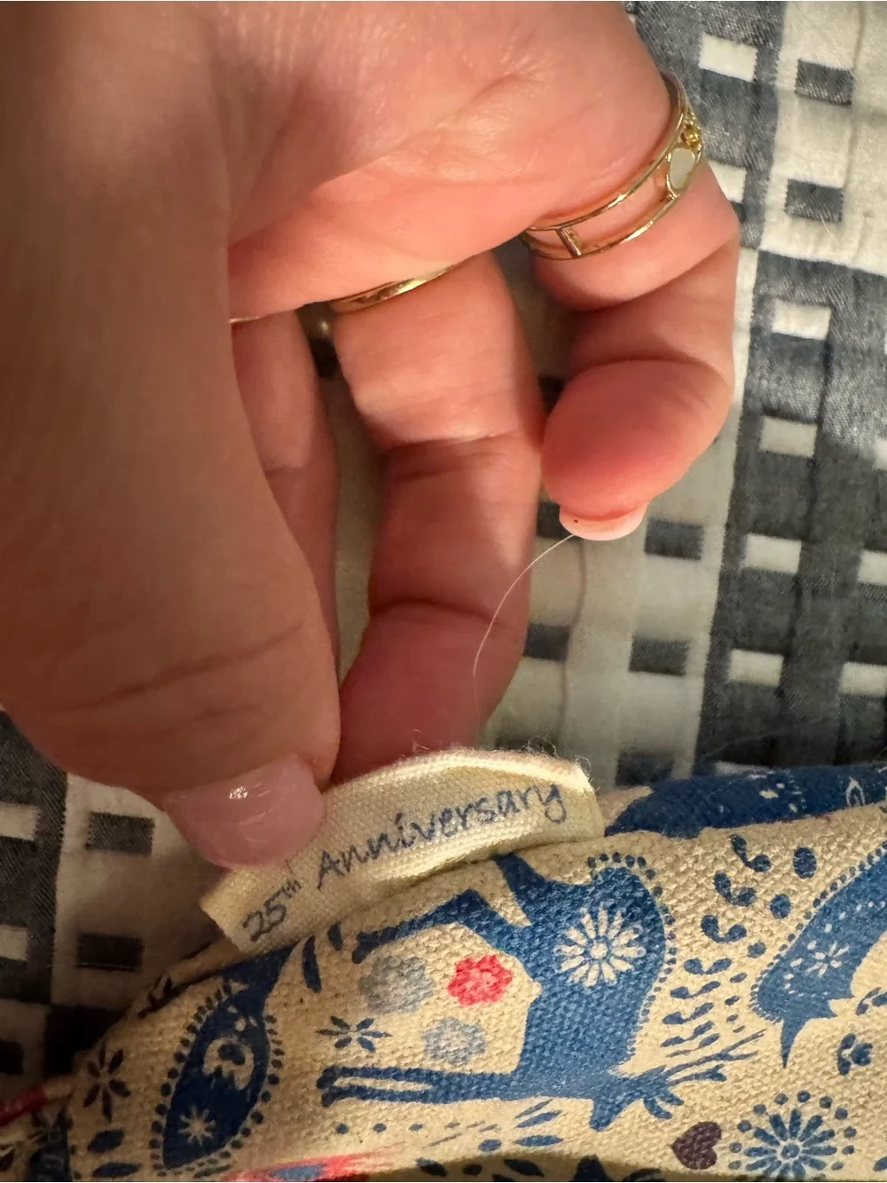 RARE Kavu 25th Anniversary Critter Tale Rope Bag Rare Animal Folk Print Sling